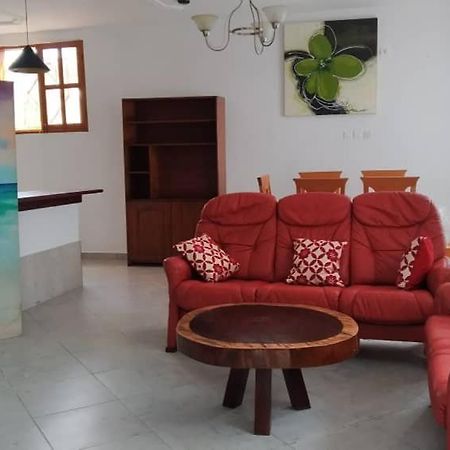 Residence Romiace Kribi Kültér fotó