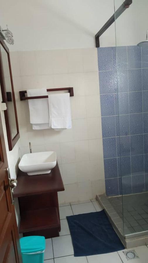 Residence Romiace Kribi Kültér fotó