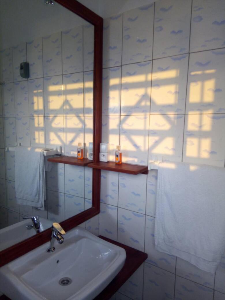 Residence Romiace Kribi Kültér fotó